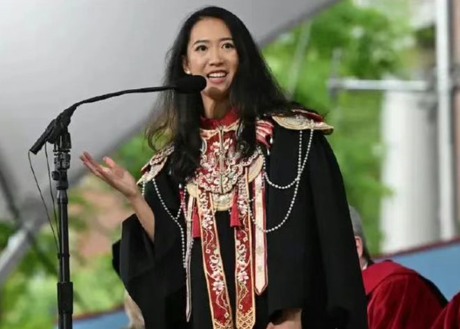 ：她所谓的励志经历越扒越讽刺硬凹寒门人设的哈佛蒋小姐翻车(图9)